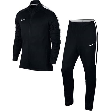 NIKE Jungen Trainingsanzug online kaufen bei INTERSPORT!